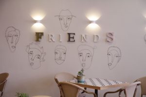 בית אבות או דיור מוגן