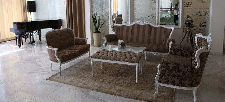 פינת ישיבה בבית בסביון